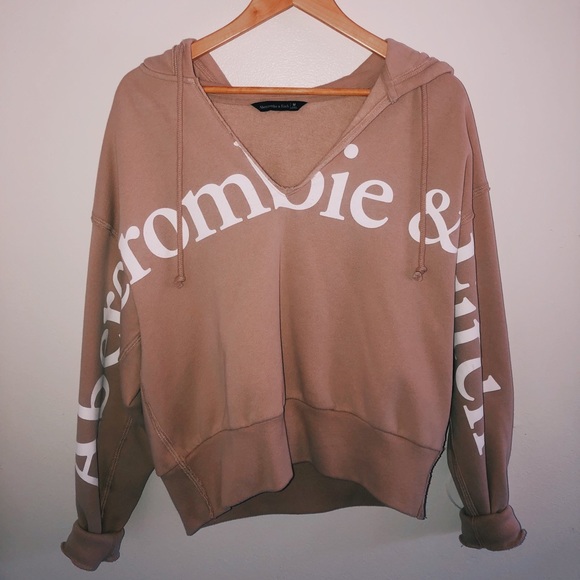 Abercrombie & Fitch Jackets & Blazers - Abercrombie & Fitch Graphic Cropped Hoodie